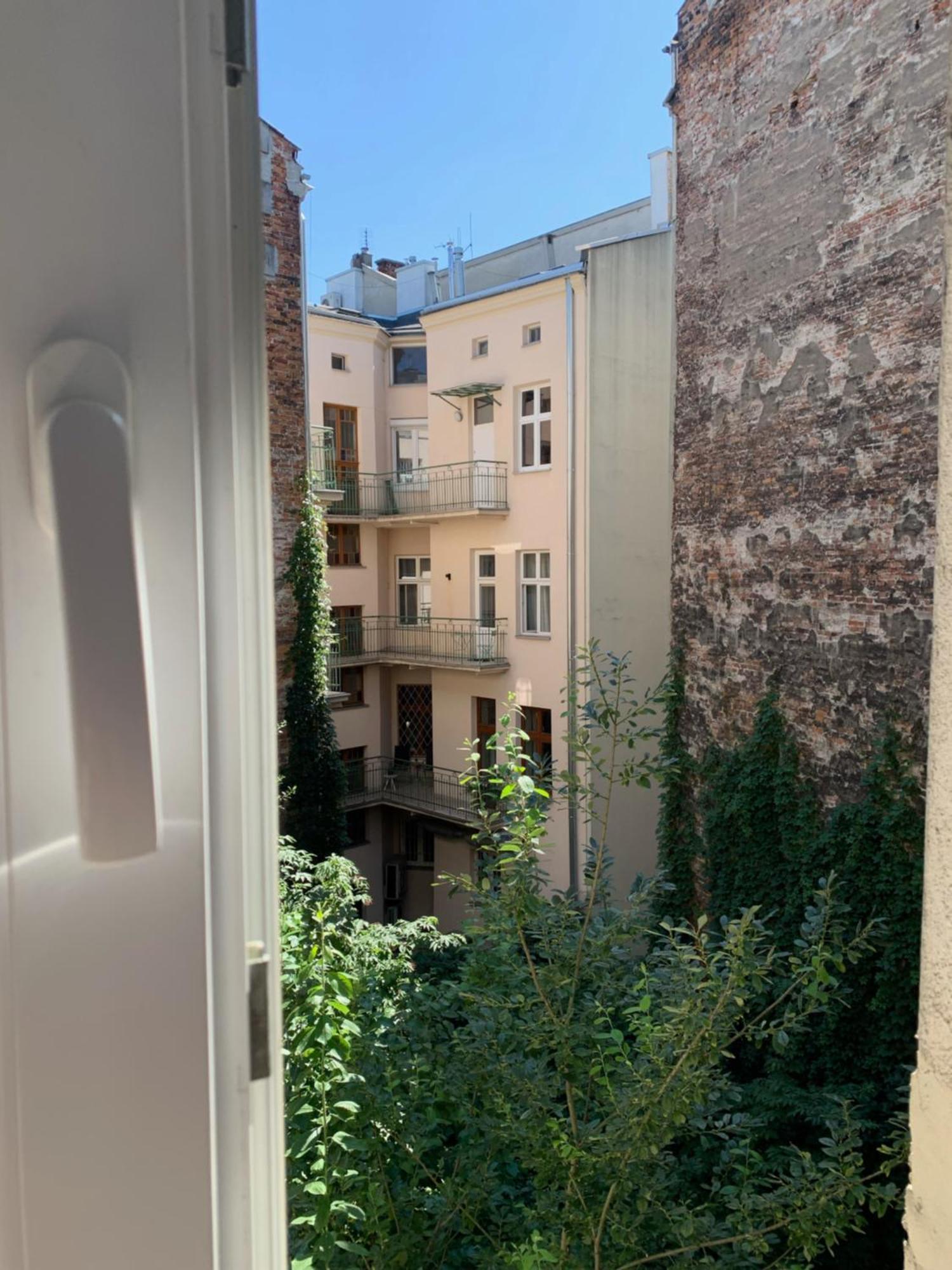 Ferienwohnung Apartament Gold Jasmine Krakau Exterior foto